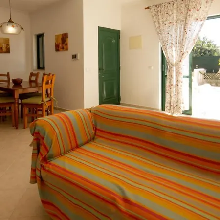 Villa Alto Dos Calicos - Wifi - By Bedzy Albufeira